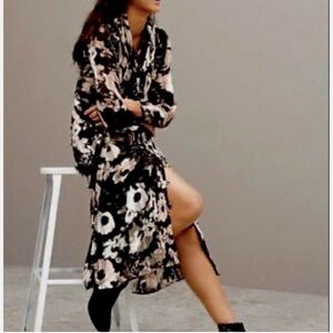 Banana‎ Republic Black Floral Tie Neck Shirt Dress Size Large
